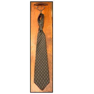 Tie * DKNY * Silk * Made in Costa Rica * Olive Green/Subtle Silver * [57" x 3-1/